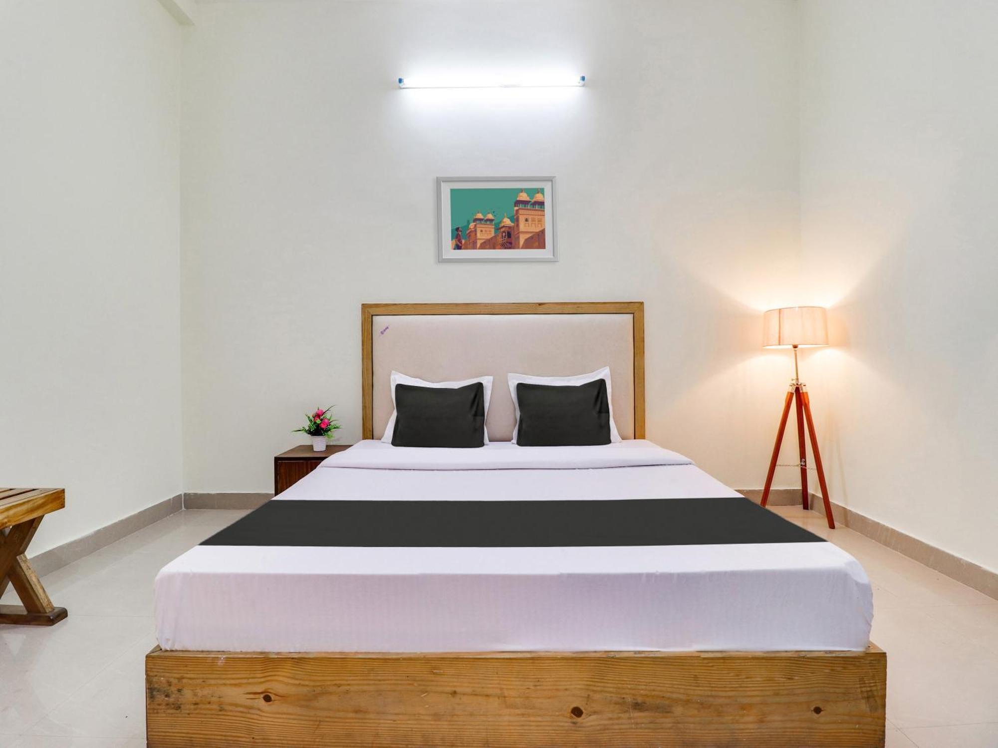 Hotel O Regal Indore Extérieur photo