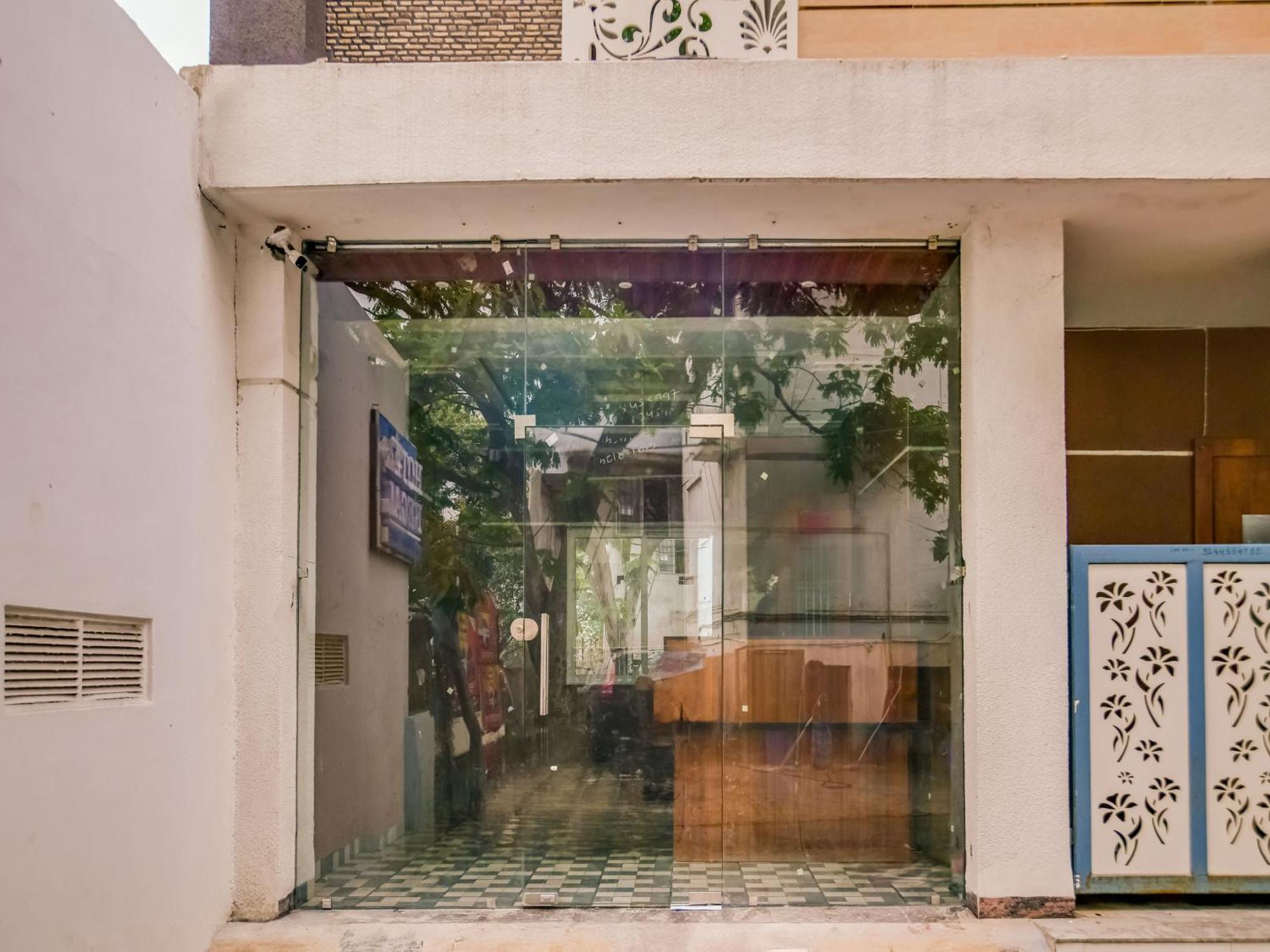 Hotel O Regal Indore Extérieur photo