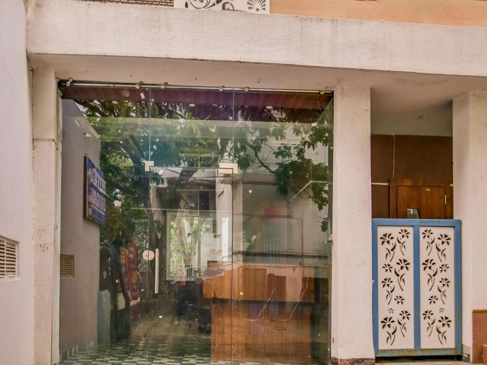 Hotel O Regal Indore Extérieur photo